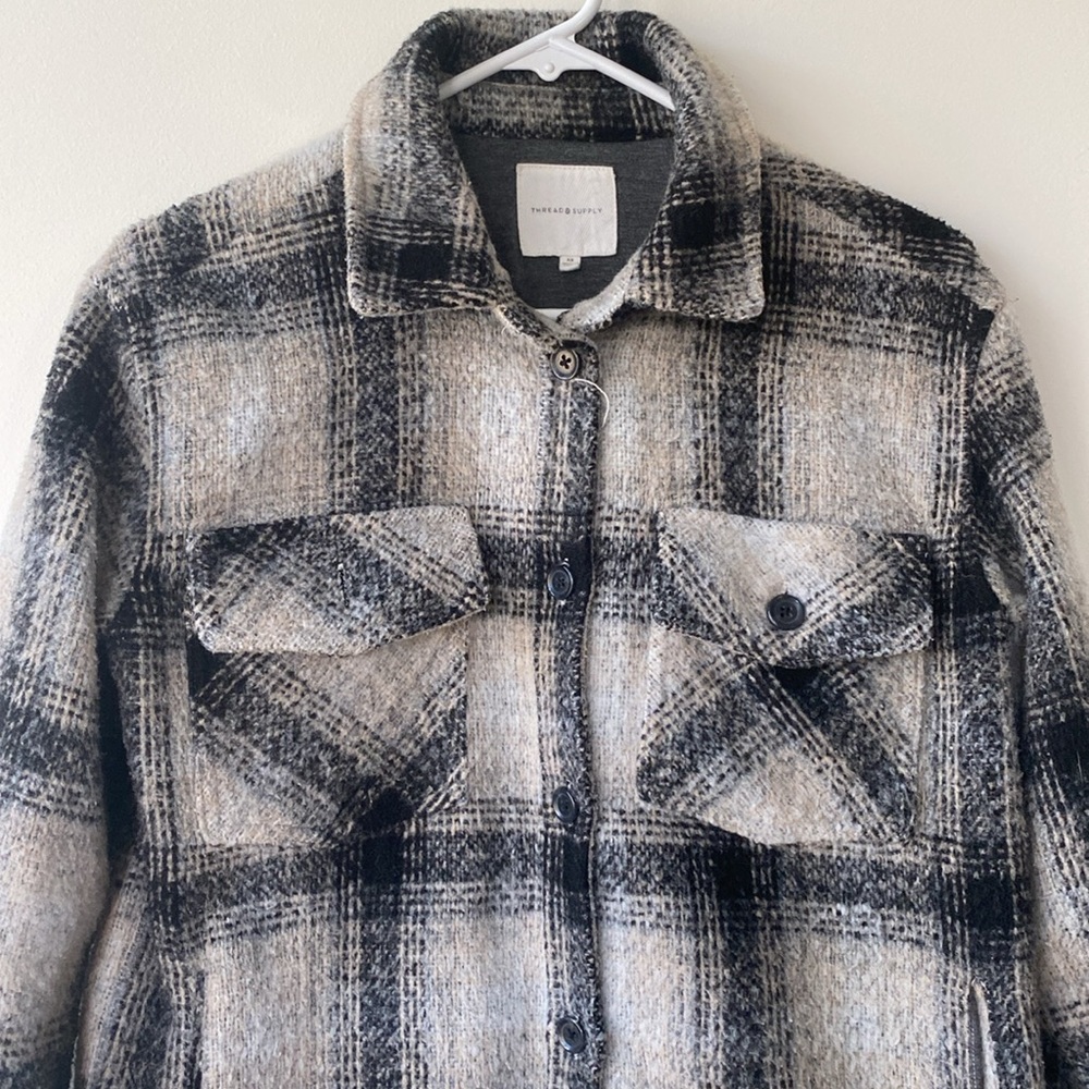 Thread & Supply Shacket - Picture 4 of 11